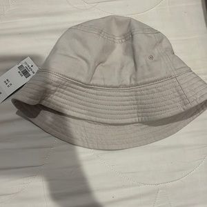 Abercrombie bucket hat